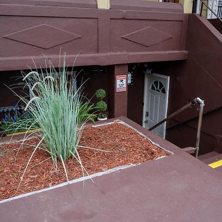 Elegant 2 Bedroom Suite W Modern Amenities New York Exterior photo